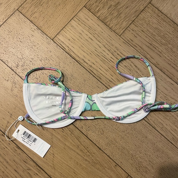 Frankie’s Bikinis Maggie Satin Top NWT - Picture 2 of 3